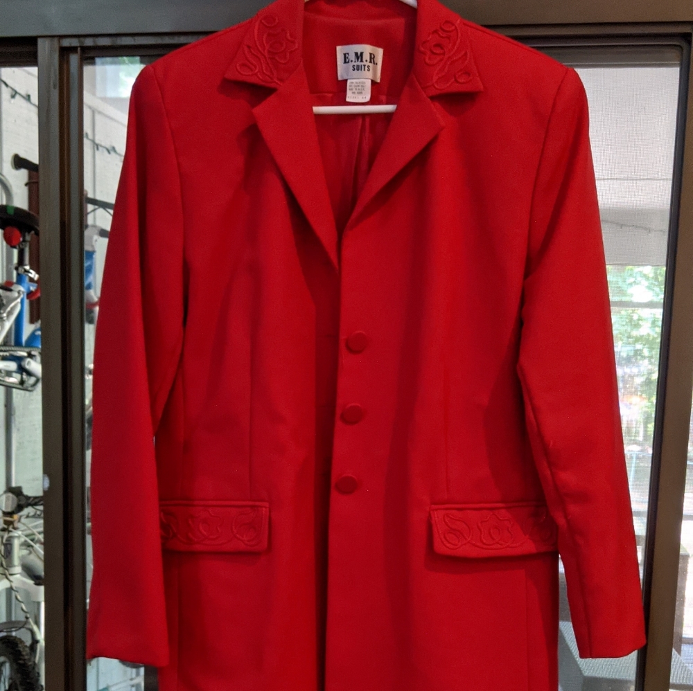 Lovely thigh length red blazer